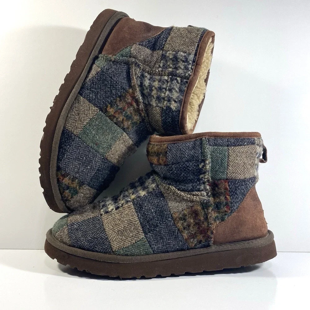UGG Classic Mens Size 9 Mini Patchwork Pull On Boots 1013552